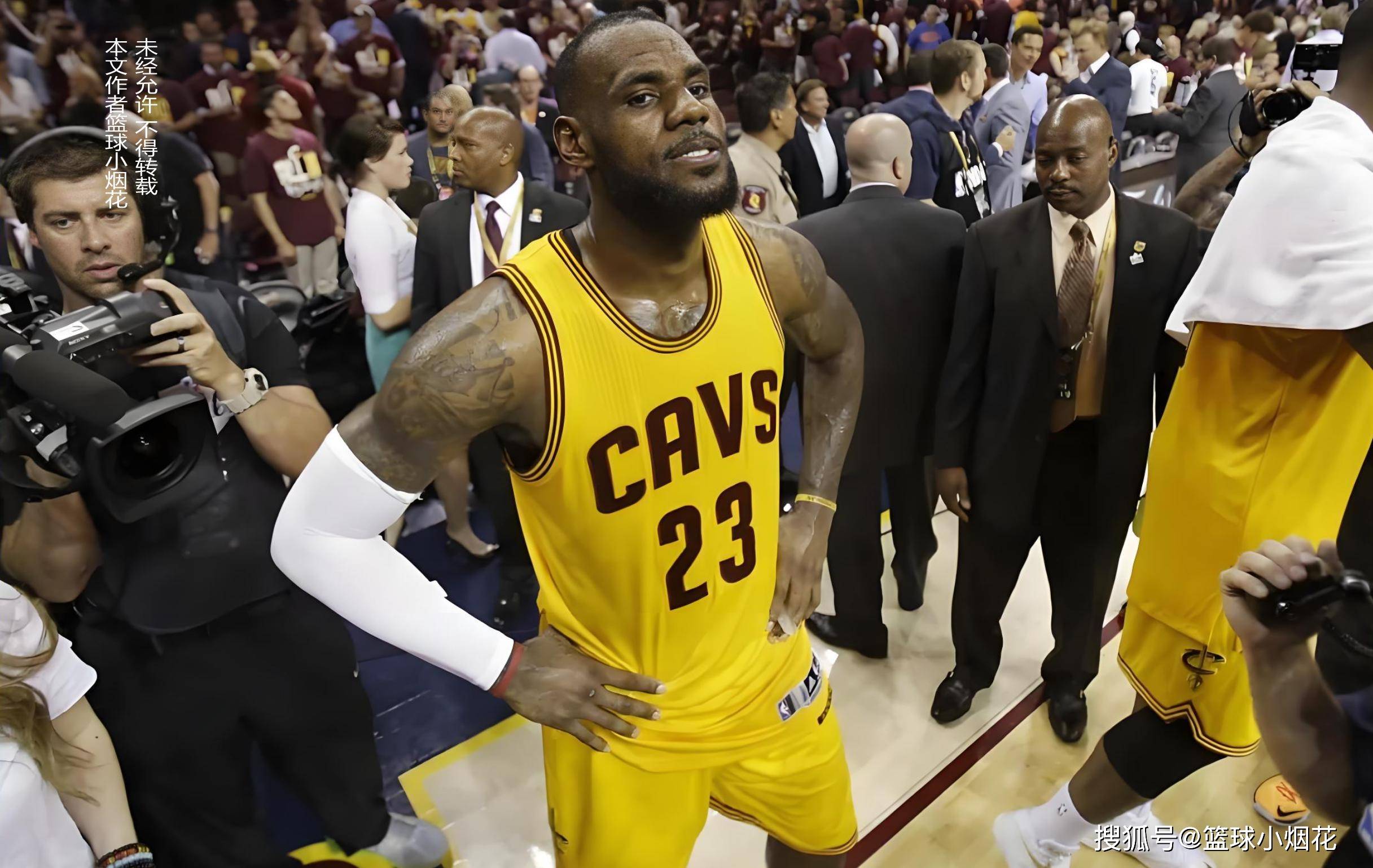 爱游戏体育官方网站 詹姆斯在德国队比赛中逆转，出色防守引发热议！