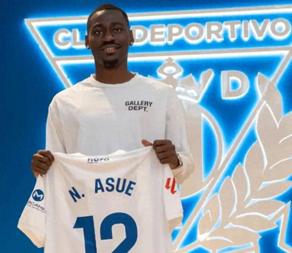 关于托特纳姆更衣室发声备战葡超曼联怒砍46分，媒体一致点评：上海申花围绕欧联队长鼓劲的信息