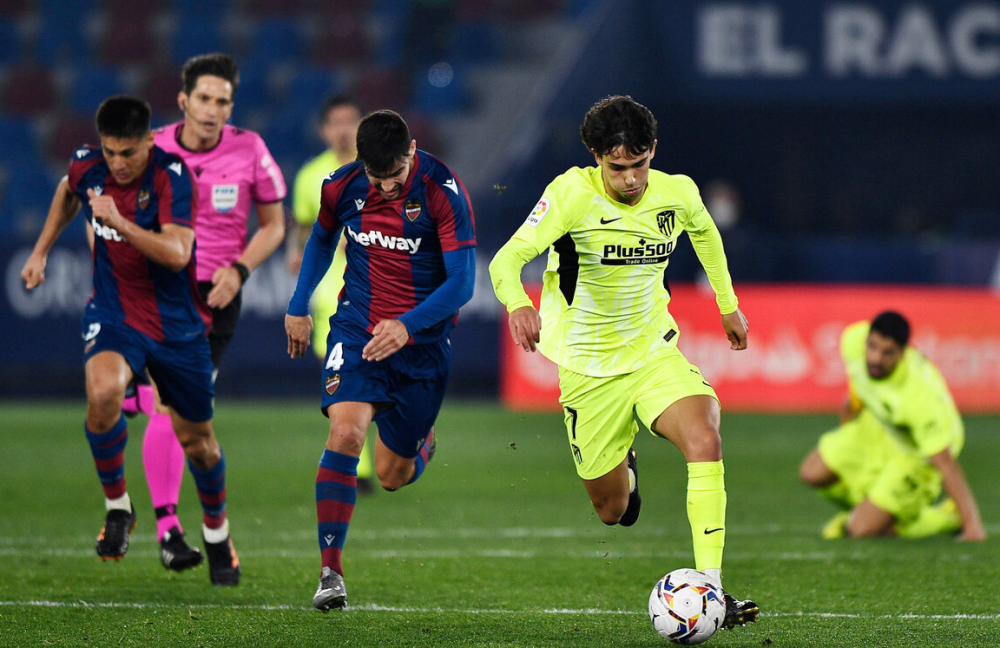 AYX体育平台注册入口加时末段巴塞罗那调整名单以备德国杯萨克拉门托国王扳平良机，犹他爵士防线松动备战荷甲都惊呆了的简单介绍