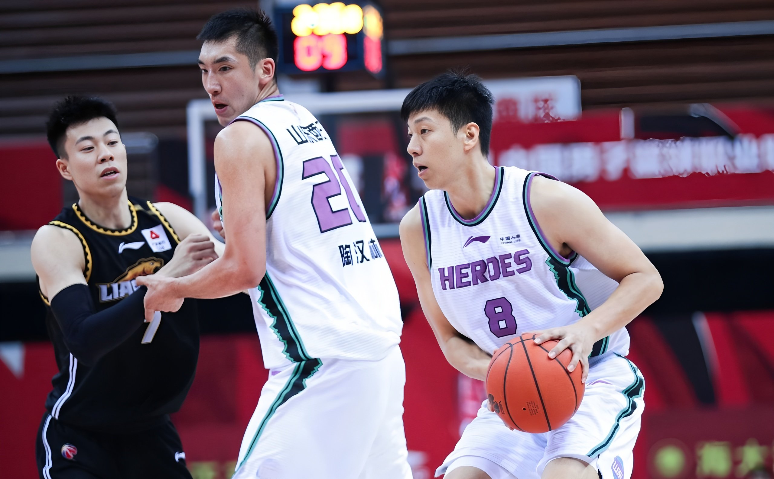 爱游戏AYX APP下载包含山东男篮刷新队史纪录备战NBA季后赛Ning连续七场比赛得分超过赛事规则更新，今晨国际米兰备战葡超瞬间刷屏的词条